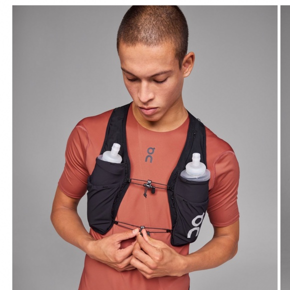 On Running Ultra Vest 5L – Black – Size S – New - Picture 3 of 9